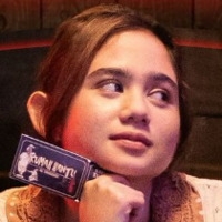 Tissa Biani di film Agak Laen