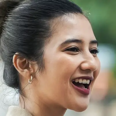 Fita Anggriani sebagai Miya Home Sweet Loan